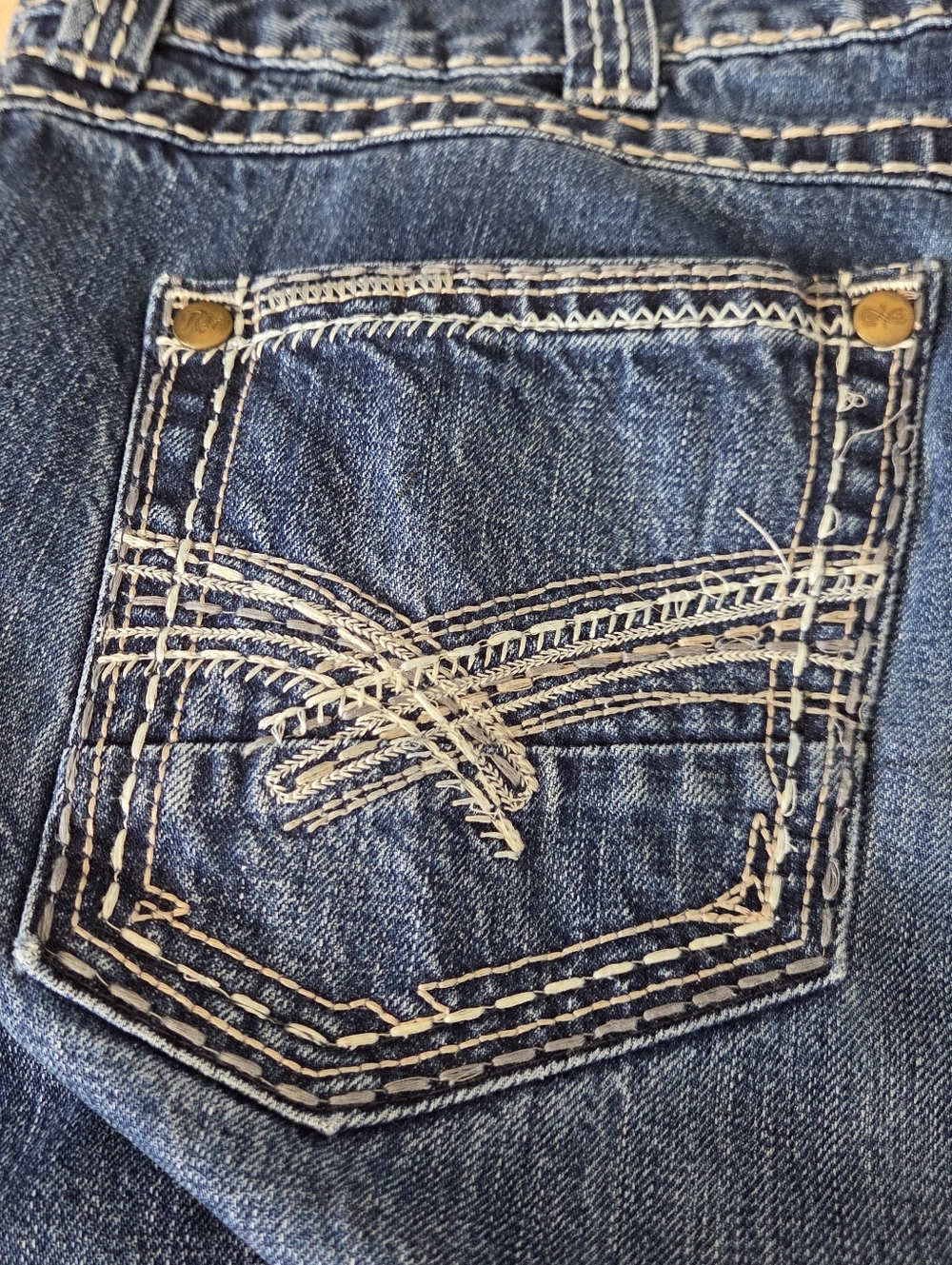 Rock 47 by Wrangler Relaxed Boot Jeans - Picture 9 of 16